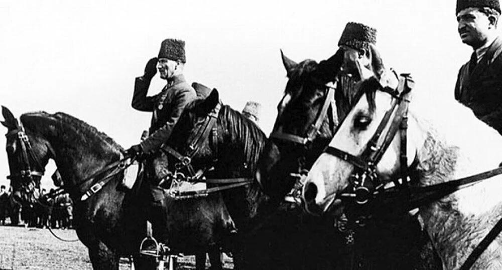 BÜYÜK TAARRUZDA 30 AĞUSTOS 1922' DE NE OLDU?